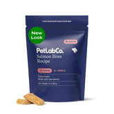 PetLab Co. Bocaditos de salmón en empaque, snack premium para perros