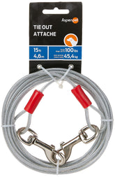 Petmate cable de tiro para perros, resistente y plateado, ideal para patios sin cerca.