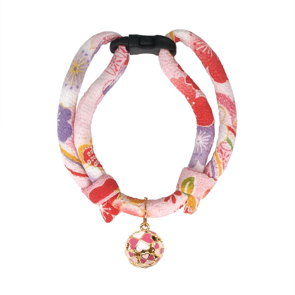 PetSoKoo collar para gato con trébol de cuatro hojas y cascabel, diseño llamativo y seguro para el cuello
