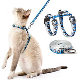 PetThem arnés de gato evita escaparse para paseos seguros.