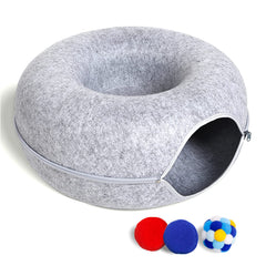Cama túnel PLIISLUP con 3 juguetes para juego activo y exploración.