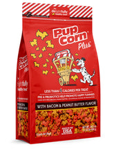 Pup Corn Plus bocaditos crujientes con tocino y cacahuete para premiar.