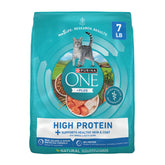 Purina ONE Plus croquetas con salmón como primer ingrediente para gatos y músculos.