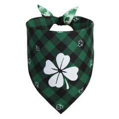 Bandana QUQULE para perro con trébol verde, diseño llamativo para fiestas.