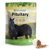 Suplemento pituitario de Silver Lining Herbs en botella para caballos, apoyo hormonal diario.