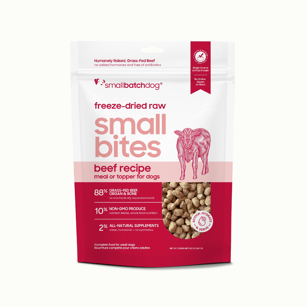 smallbatch alimento seco crudo de res en trozos para perros, ideal como comida completa.