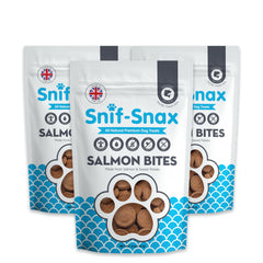 Bocaditos de salmón Snif-Snax en empaque tres para entrenamiento diario.