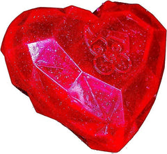 Spunky Pup Squeaky Gems Corazón Juguete, perfecto para usar al aire libre en playa o piscina.