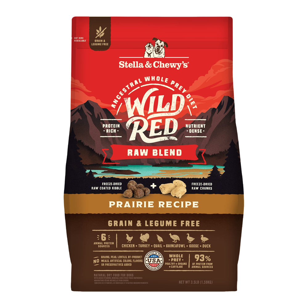 Stella & Chewy's Wild Red Kibble recubierto con crudo liofilizado para sabor irresistible.