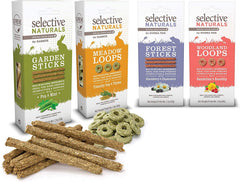 Supreme Petfoods Woodland Loops ingredientes primer plano, con diente de león y rosa mosqueta para snack natural.