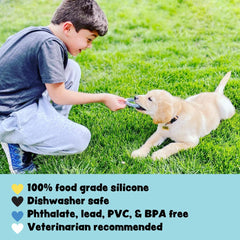 Sweet Paws recomendado por veterinarios para higiene bucal durante el juego diario.