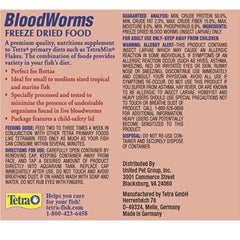 Tetra BloodWorms lata de 7 g para alimentación suplementaria en acuario.
