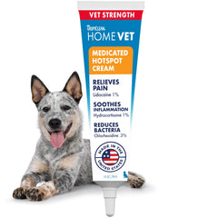 TropiClean HomeVet Crema Medicada: aplicación en perro para alivio rápido de irritaciones.