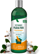 Vet's Best champú natural para perros, botella vertiendo, limpieza suave durante el baño