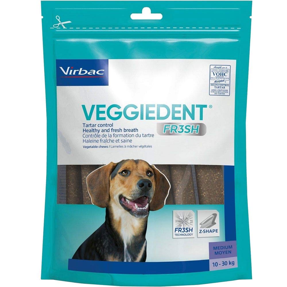 Virbac C.E.T. VeggieDent masticables forma-Z para facilitar agarre y limpieza dental.