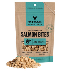 Vital Essentials bocados salmón crudo – paquete, snack proteico para perros activos.