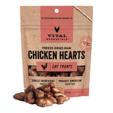 Vital Essentials corazones de pollo liofilizados en bolsa 0,8 oz para gatos.