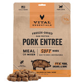 Vital Essentials trozos blandos de cerdo crudo en empaque, listo para gato