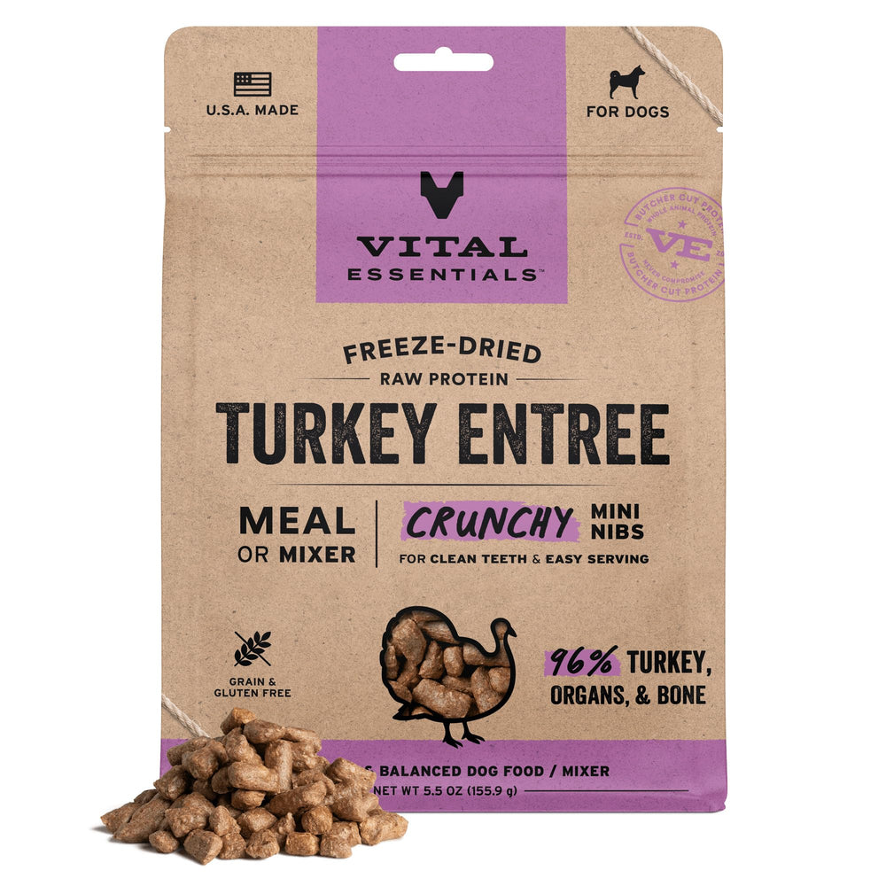 Vital Essentials pavo deshidratado crujiente, mini trozos para perros, proteína alta.
