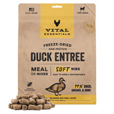 Vital Essentials trozos suaves pato crudo fríos, para una comida más sabrosa.