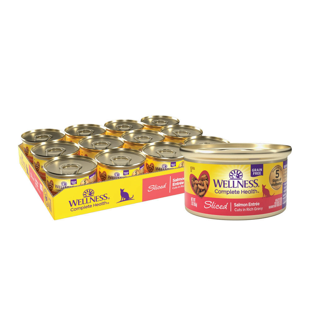 Wellness Gato Salmón Entree en lata tres onzas: trozos jugosos en salsa ligera para el felino