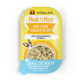 Weruva Paw Lickin’ Chicken en copa de 3.5oz, lista para comer.