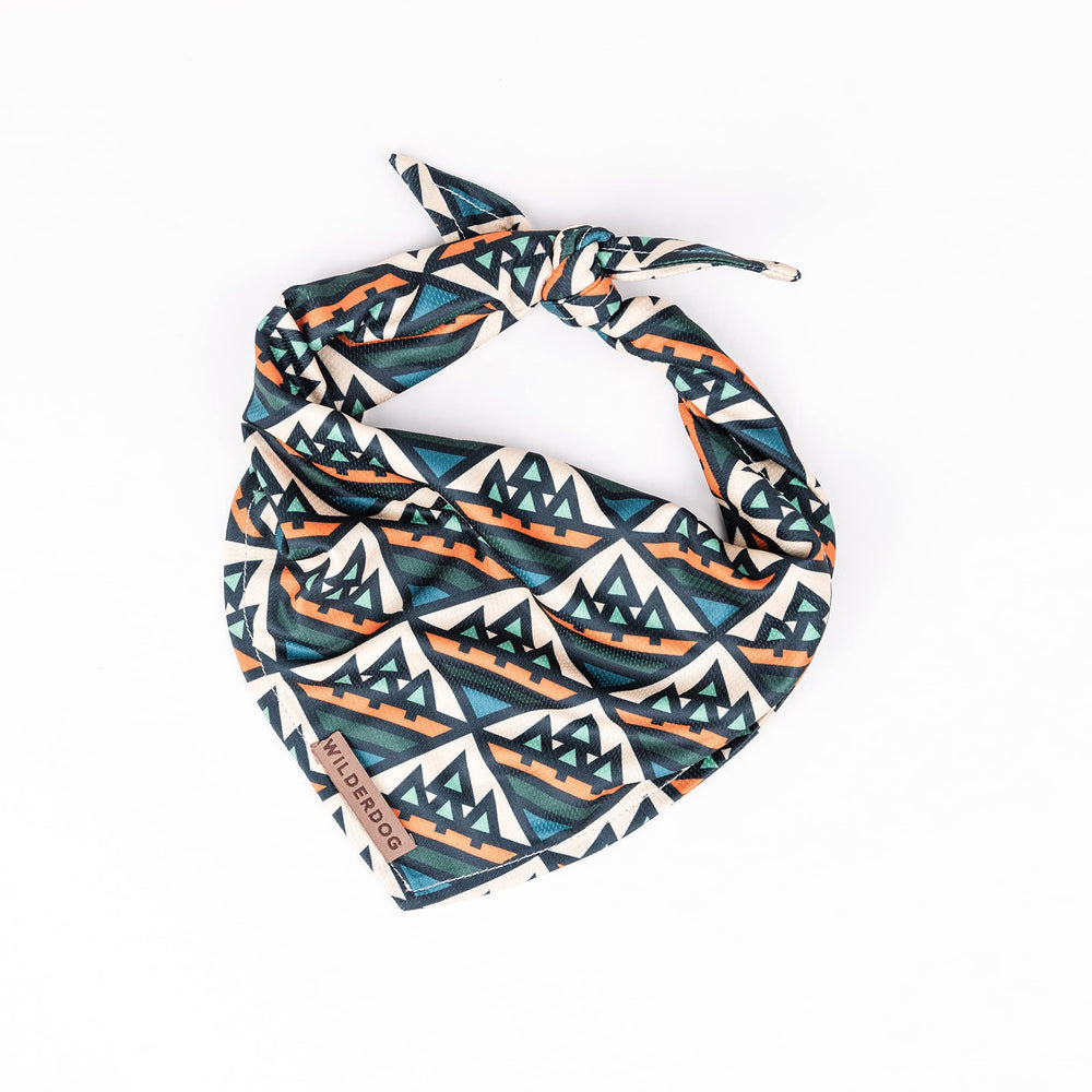 Bandana Wilderdog para perro con malla ligera, ideal para secado rápido.