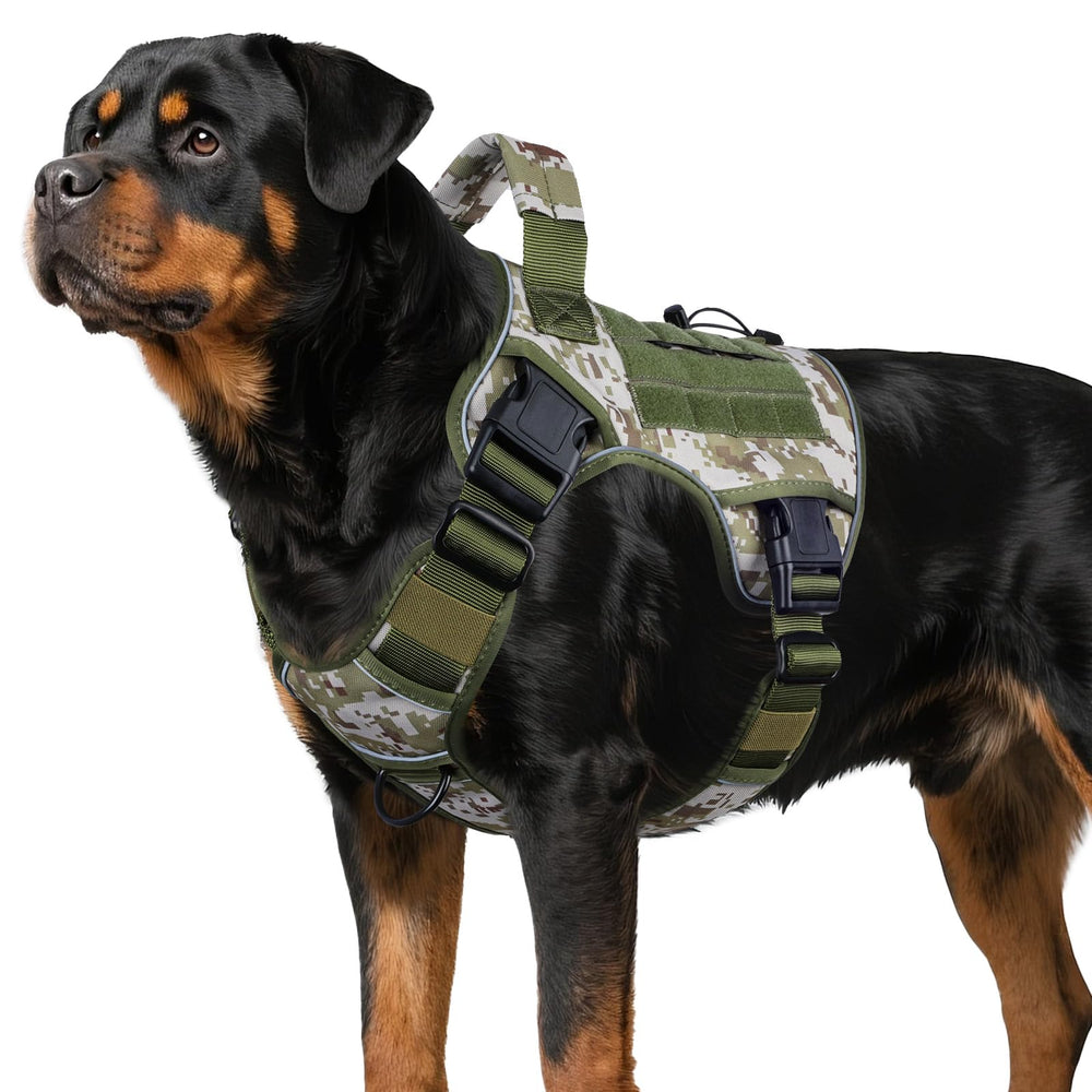 Arnés táctico Wingoin para perros grandes en camuflaje verde; cómodo y seguro para paseos.