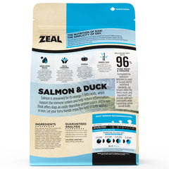 ZEAL Canadá trozos de salmón y pato en cada bocado
