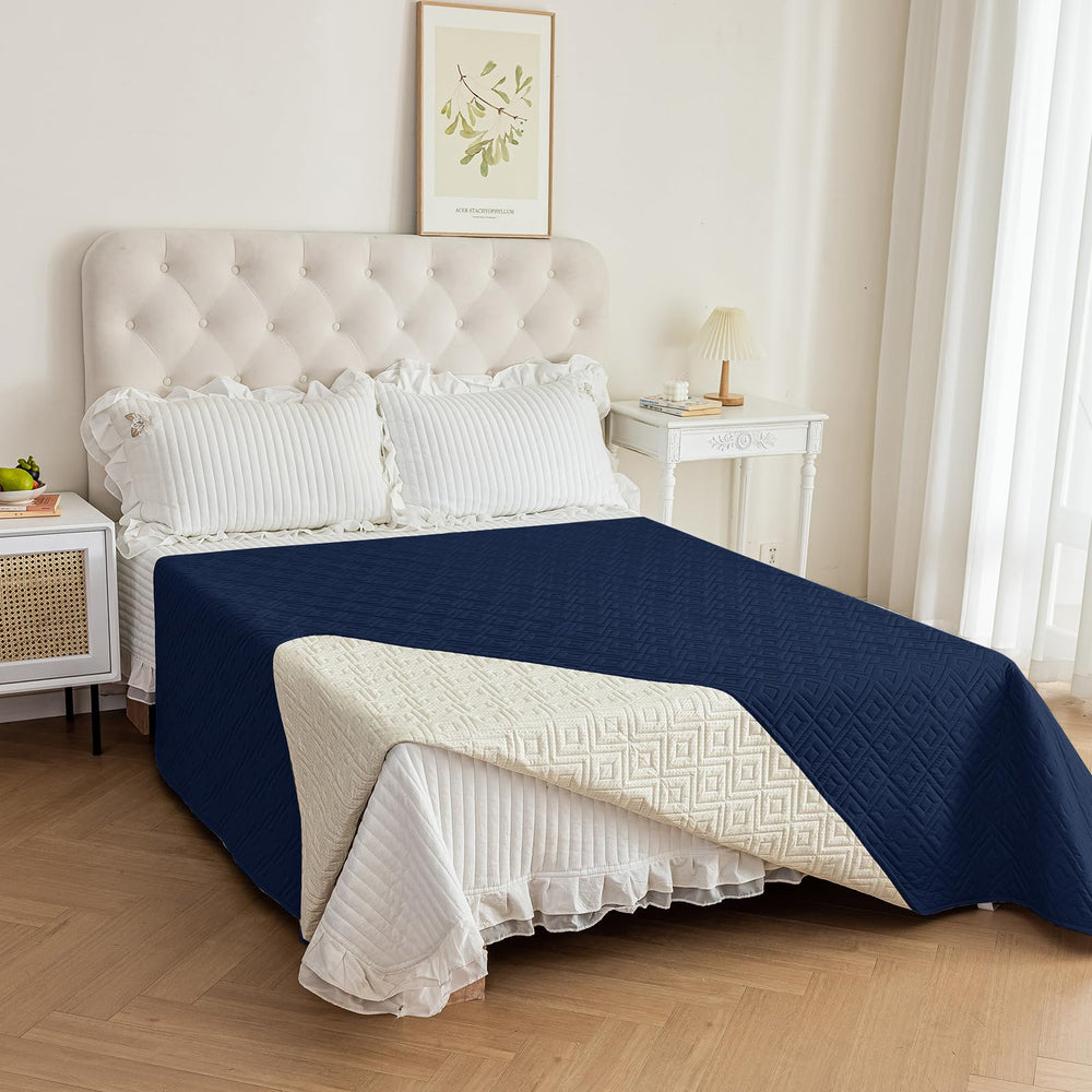 ZNSAYOTX manta impermeable para sofá protegiendo el mueble contra lĂquidos.