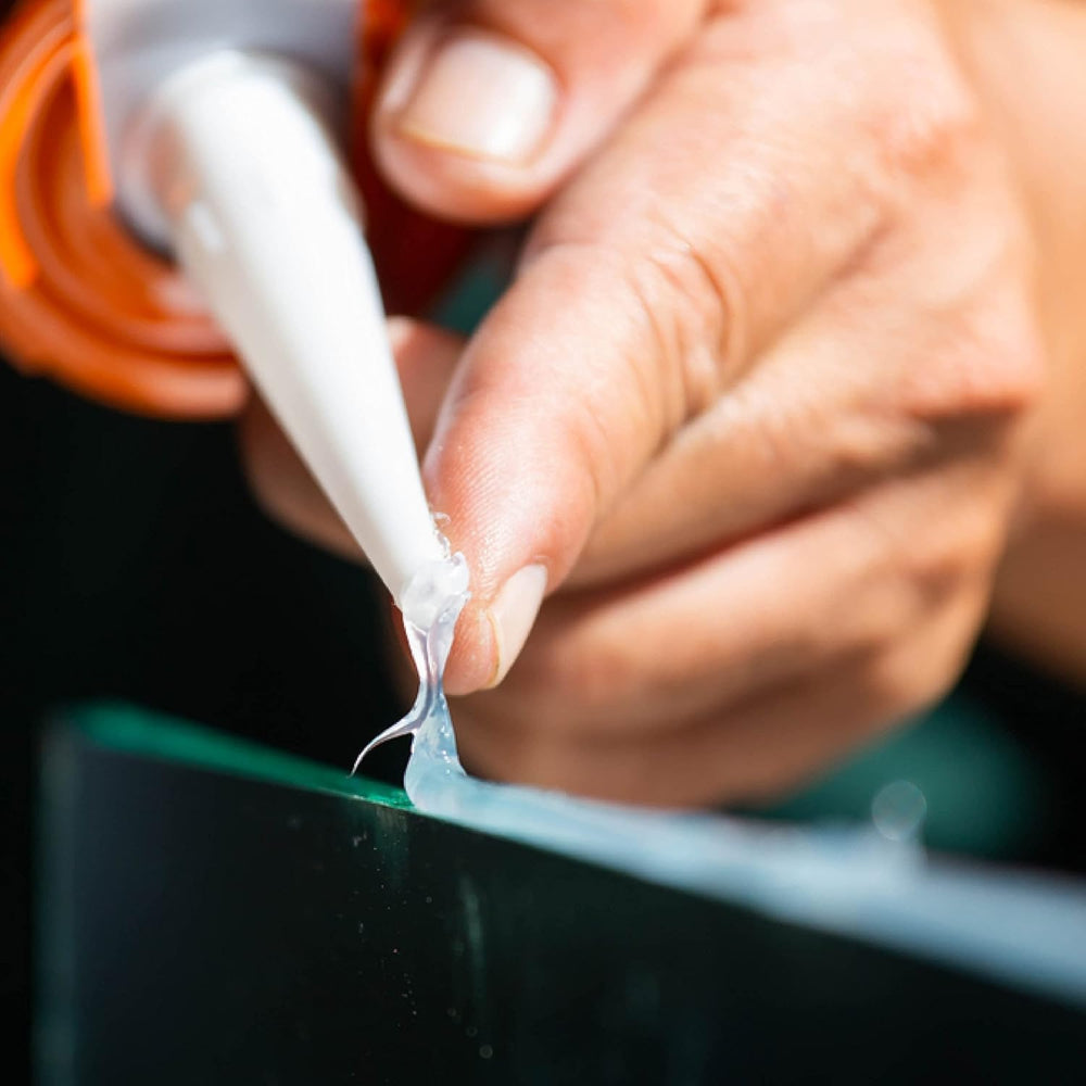 ag adhesive guru reparación de fugas en peceras, solución discreta.
