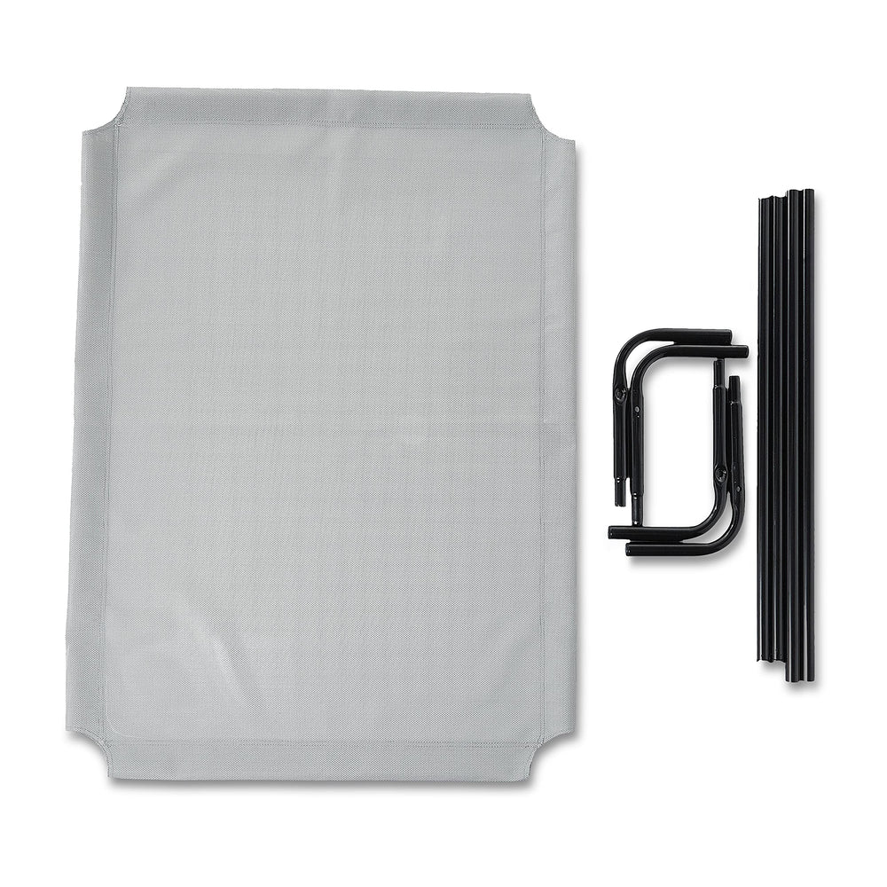 Diseño transpirable de la cama Amazon Basics para climas cálidos.