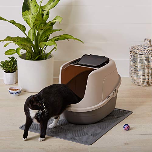Amazon Basics: diseño espacioso de 24x18x17 pulgadas ofrece privacidad y confort al gato.