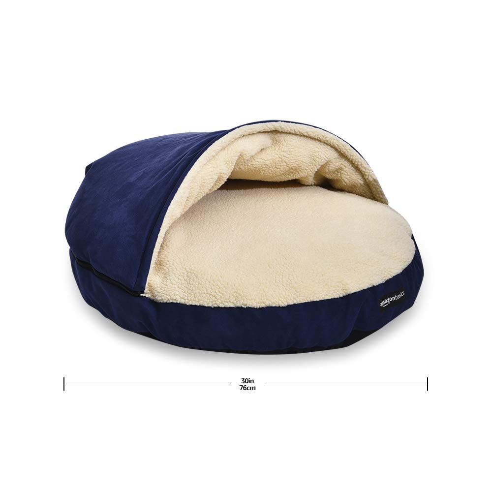 Diseño minimalista de Amazon Basics en azul.