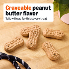 Amazon Basics galletas para perros con mantequilla de maní, refrescan el aliento.