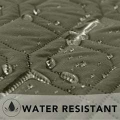 Funda impermeable Ameritex para perro y cama, mantiene la superficie limpia.