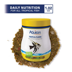 Aqueon Hojuelas Tropical Flotantes en la superficie para una alimentación fácil.