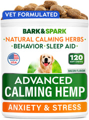 BARK&SPARK en botella, galletas calmantes para perros, promueven calma tras ruidos fuertes.