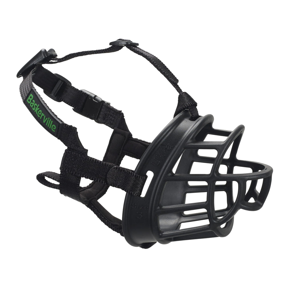 Baskerville Ultra Muzzle, vista frontal, diseño cómodo para mordidas seguras.