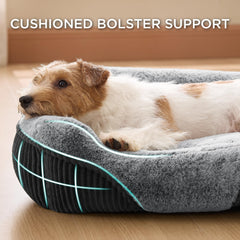 Bedsure cama para perro con superficie acolchada gris, tacto suave.