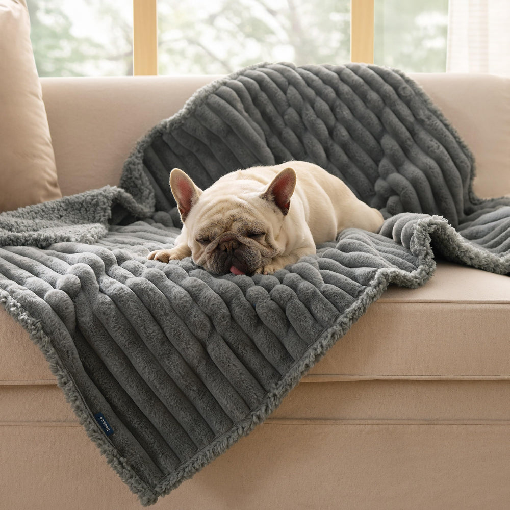 Bedsure ComfyFleece manta ideal para cama y sofá de mascotas