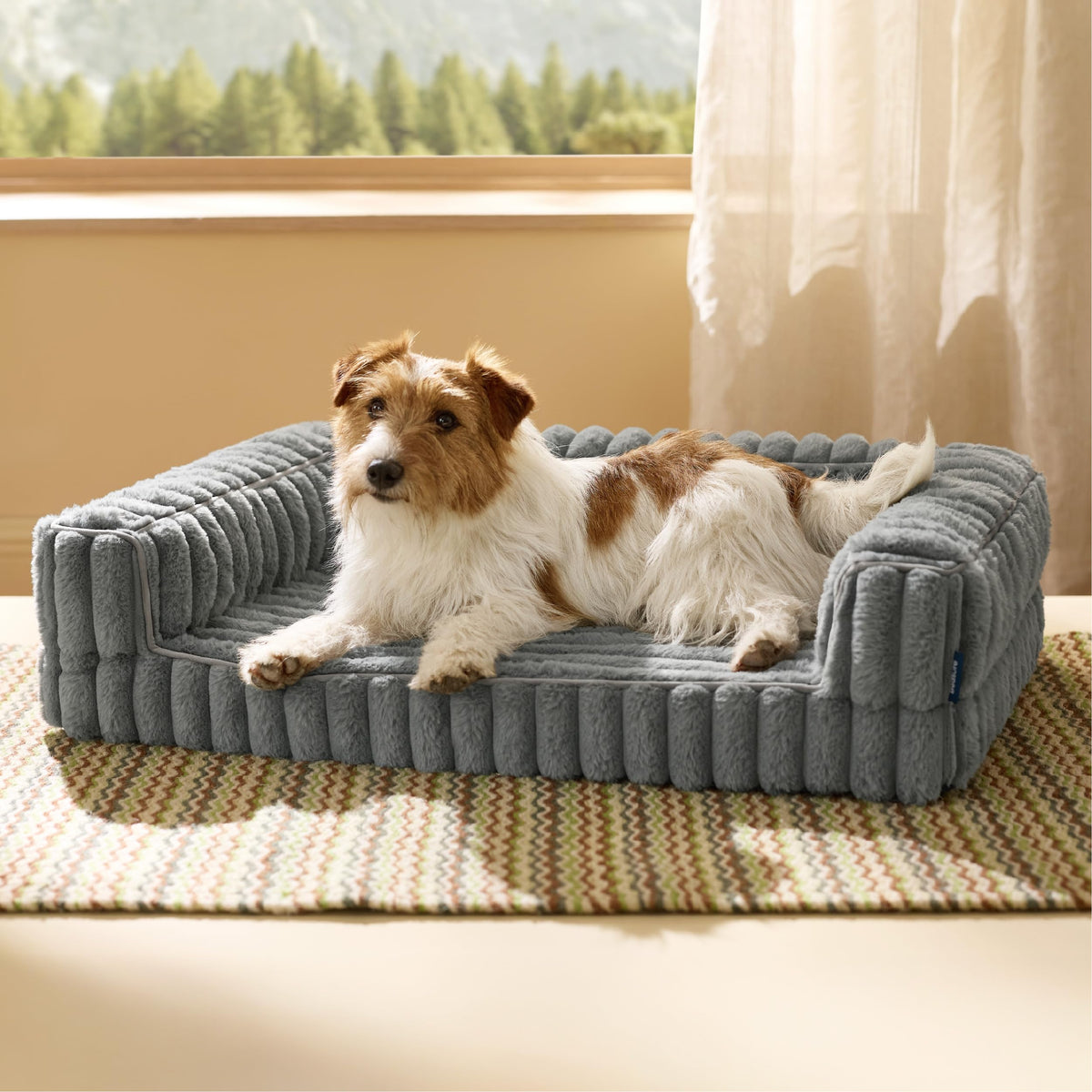 Bedsure ComfyFleece cama-ortopedica-perro-media descanso cómodo y soporte articular.