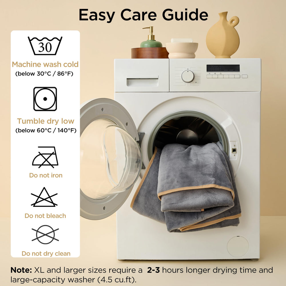 Protección de muebles y suelo con la manta Bedsure sobre el sofá.