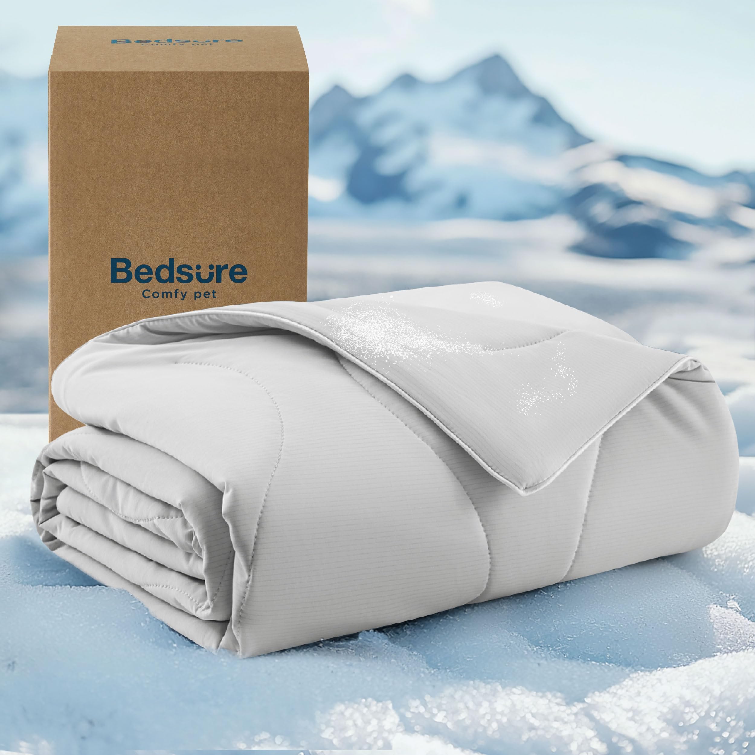 Manta Bedsure refrigerante para sofá, mantiene al perro fresco en sala.