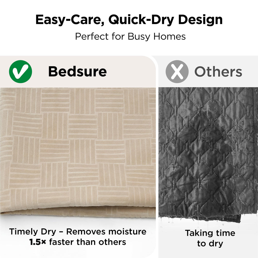 Bedsure usos-multiples-sofa-cama: funciona como protección para varios muebles.