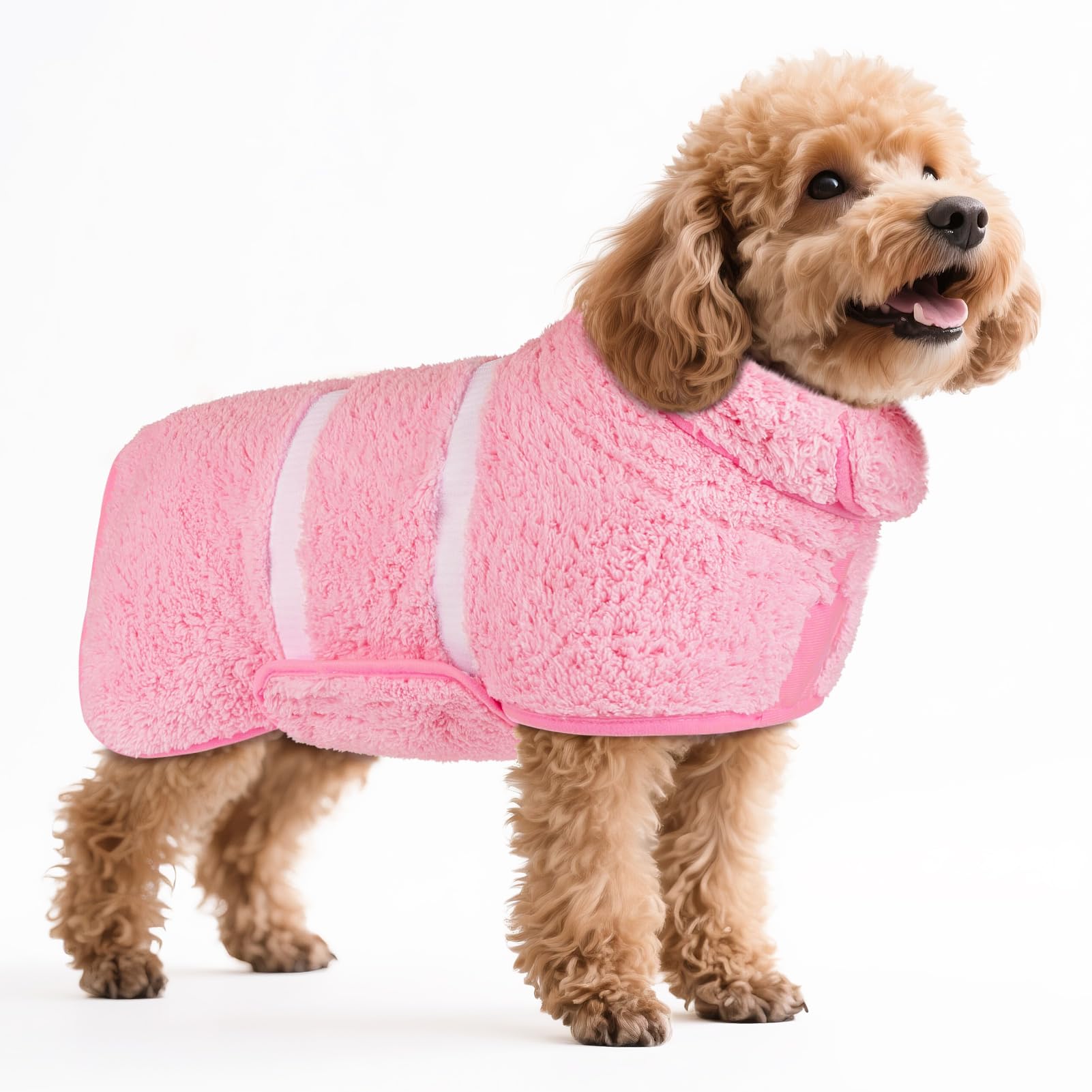 Bata Bienbee para perro con secado rápido tras el baño.