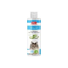 Bio PetActive Cat Shampoo: botella vertiendo, limpieza suave para piel sensible y pelaje limpio.