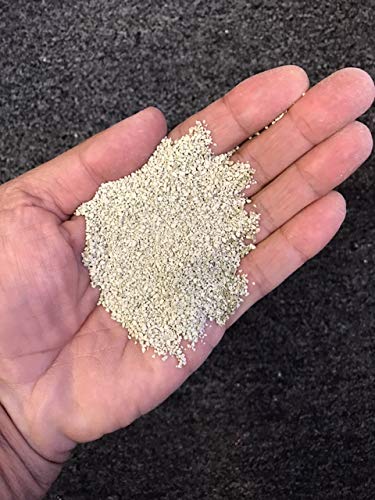 BioFill BioTurf infill granular facilita la aplicación y cobertura uniforme.