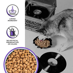 Chien savourant un topper BIXBI Liberty sur croquettes, idée snack gourmande