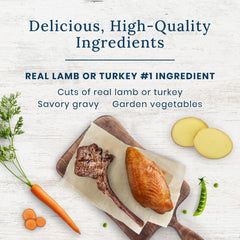 Blue Buffalo Delectables Topper con gravy sabroso y vegetales, realza la textura.